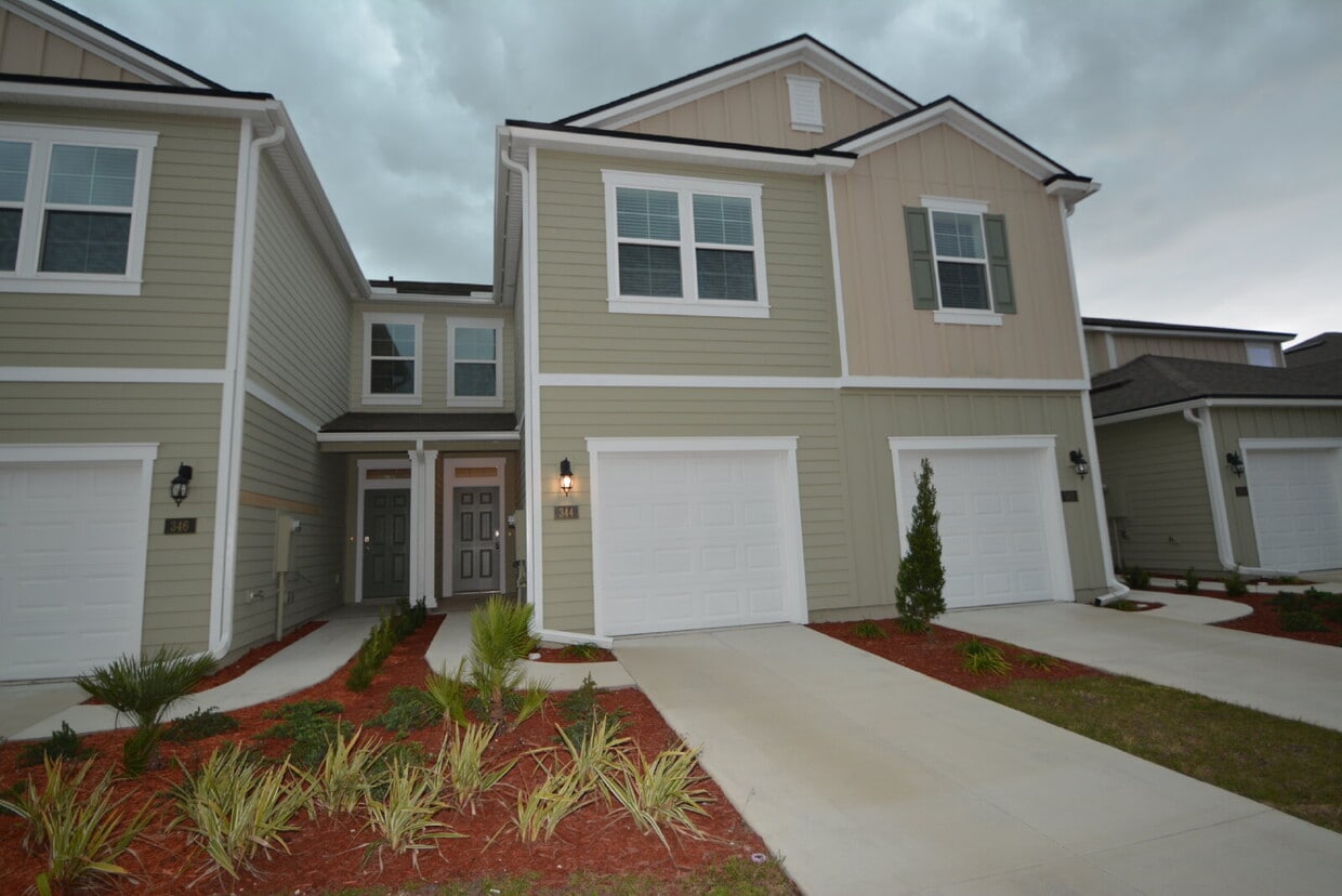 Primary Photo - 344 Redbud Rd