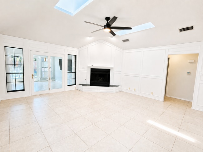 Building Photo - 3529 Cedar Ridge Ln