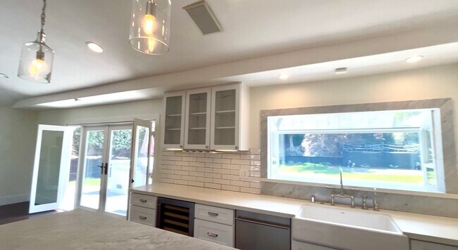 Building Photo - 32254 Sea Raven Dr