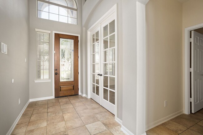 Foto del edificio - 506 Whitney Oaks Ln