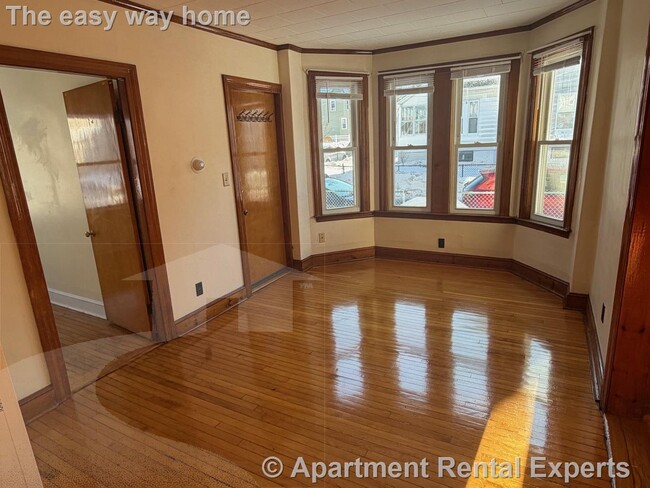 Building Photo - 23 Ashland St