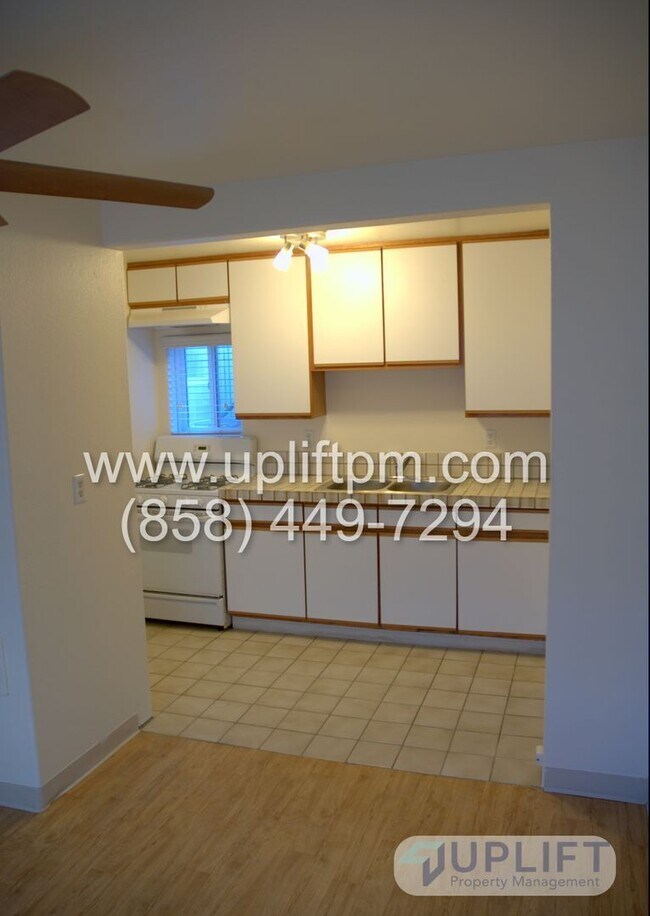 Foto del edificio - 3614 Ocean Front Walk