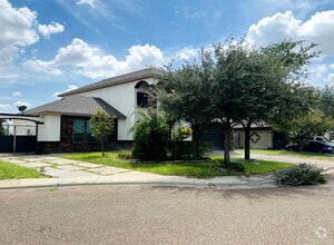 Building Photo - 617 Cowbird Cove Court