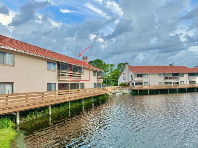 Building Photo - Winterset Condo
