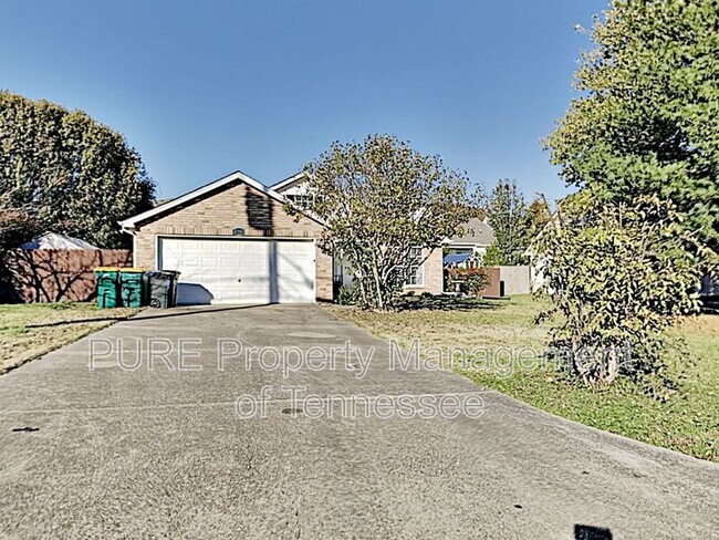 Building Photo - 2114 Spring Hill Cir