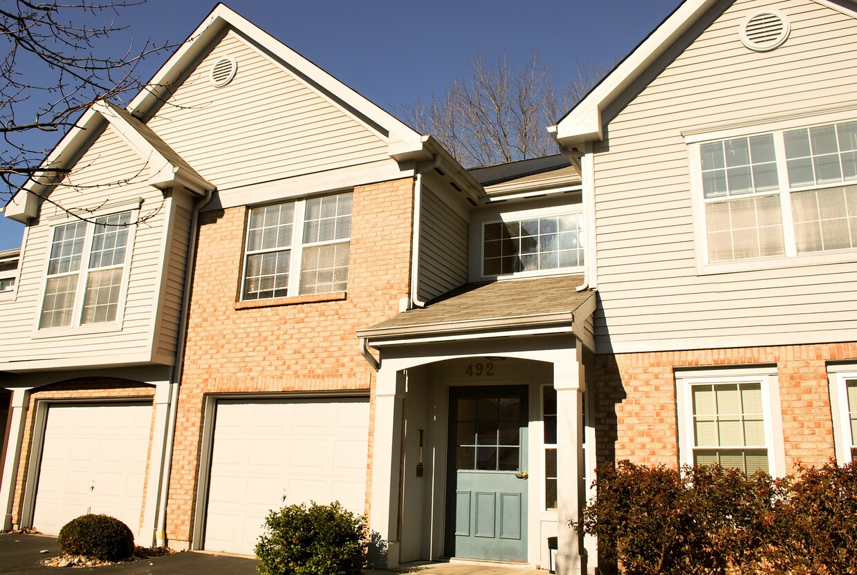 492 Mapleport Way, Cincinnati, OH 45255 Condo for Rent in Cincinnati