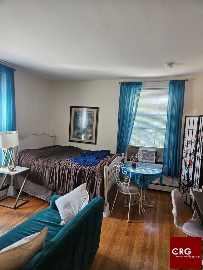 Foto del edificio - 89 Englewood Ave