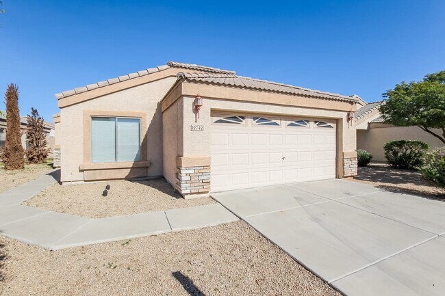 Building Photo - 12742 W Pershing St