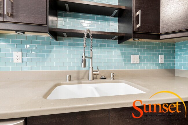 Foto del edificio - 140 W Walnut Ave