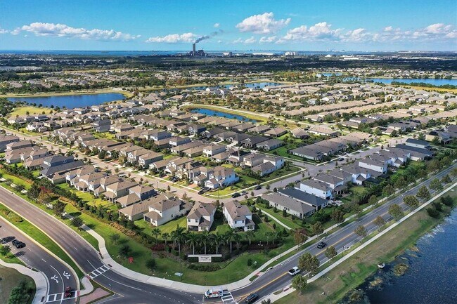 Building Photo - 6151 Voyagers Pl