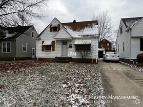 Building Photo - 18713 Waterbury Ave