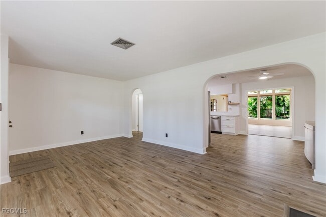 Building Photo - 1310 La Faunce Way