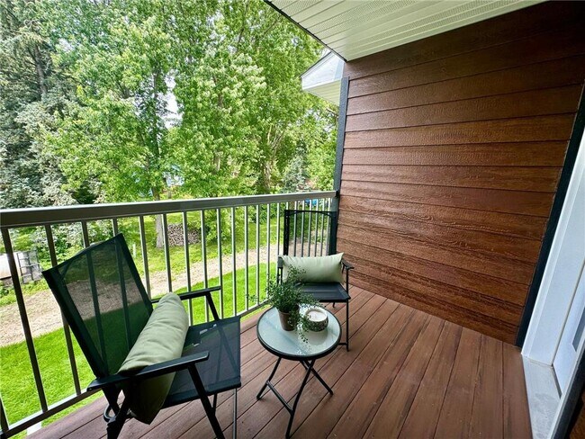 Foto del edificio - 116 Renet Path