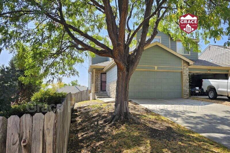 Foto principal - 502 W 91st Dr