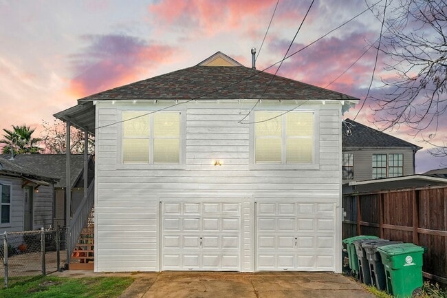 Building Photo - 203 Catherine St