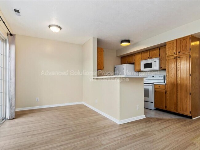 Foto del edificio - 8812 Wollemi Pine Way