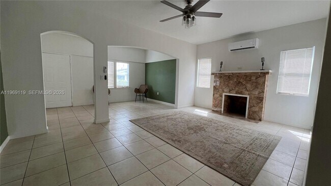 Foto del edificio - 113 NW 35th St