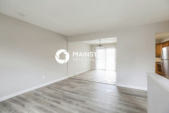 Foto del edificio - 3 Bedroom Pet-Friendly Home in Blue Springs, MO with Main Street Renewal