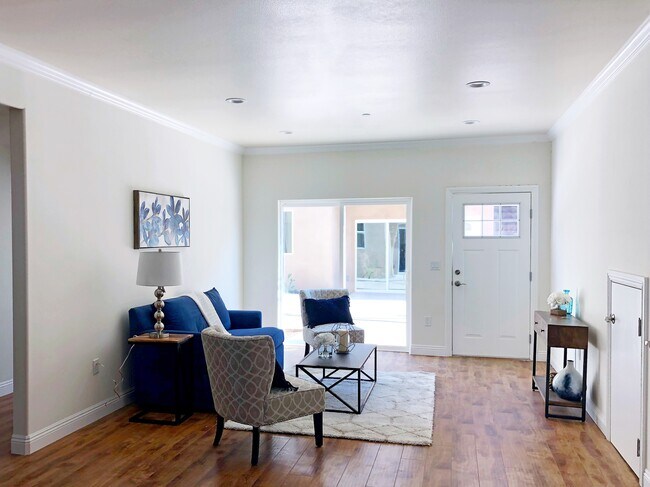Building Photo - 10215 Tujunga Canyon Blvd