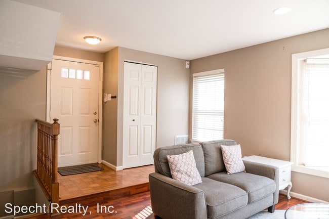 Building Photo - 3 br, 2 bath House - 1263 Maple Glen Circle