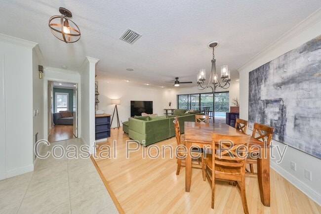 Foto del edificio - 817 Bannockburn Ave