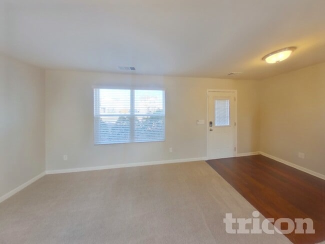 Building Photo - 3612 Pitchers Ln