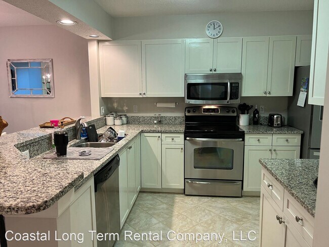 Building Photo - 2 br, 2 bath House - 200 Colonnade Road Un...