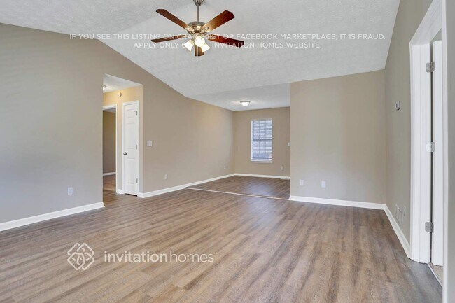 Foto del edificio - 194 Valley Dr