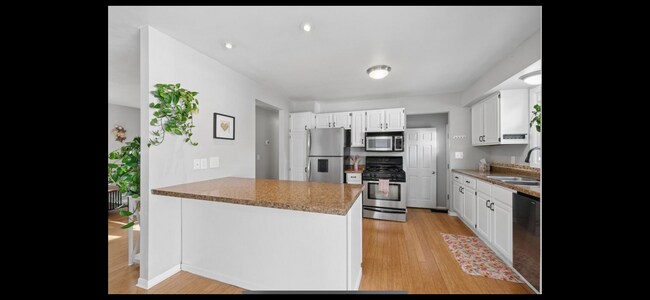 Foto del edificio - 7225 12th Ave S