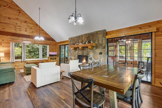 Building Photo - 3632 Pittman Center Rd