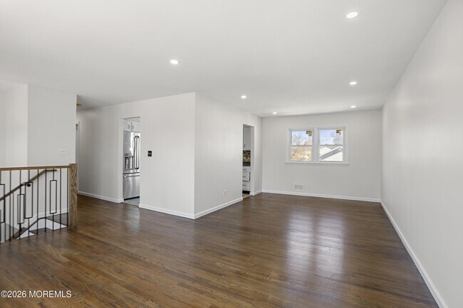 Foto del edificio - 546 George Rd