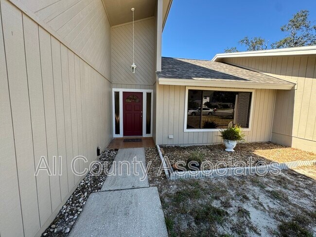 Foto del edificio - 1316 Rollingwood Ct