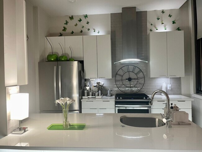 Foto del edificio - 2000 Clarendon Blvd