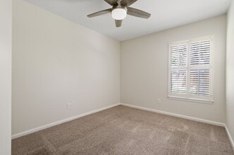Building Photo - 1908 N Red Cedar Cir