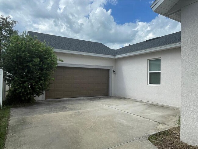 Foto del edificio - 32745 Coldwater Creek Loop