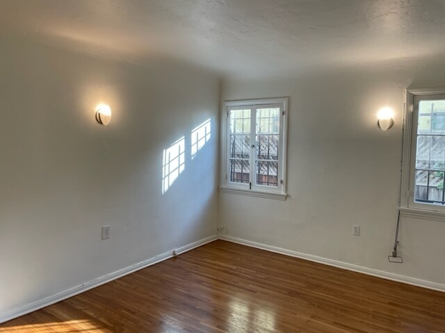bedroom - 1501 Livonia Ave