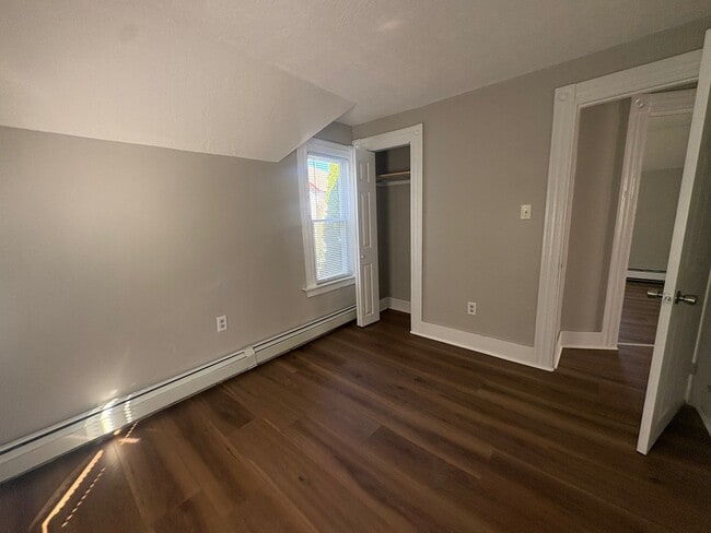 Building Photo - 76 Houston St