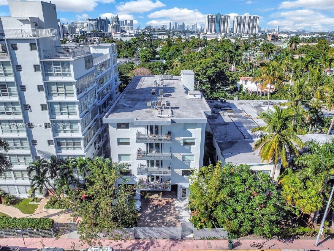 Foto principal - 1754 Meridian Ave