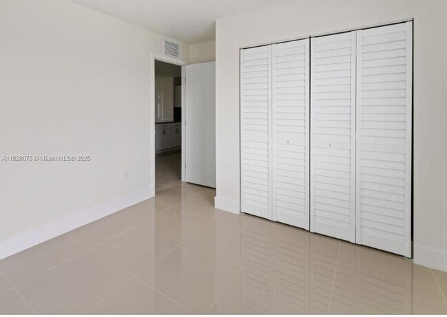 Foto del edificio - 2540 NW 51st Terrace