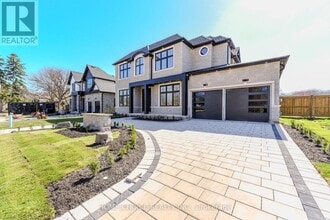 Building Photo - 302 Tuck Dr