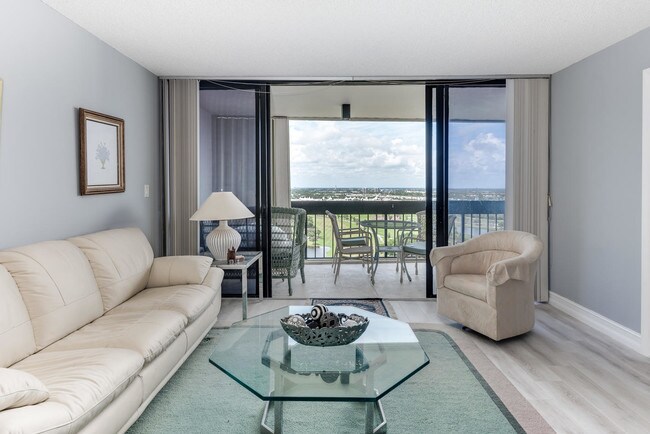 Building Photo - 2400  Presidential Way 1806