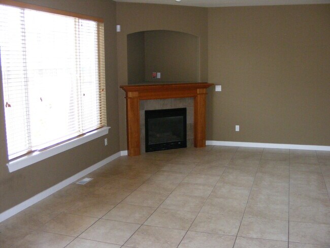 Foto del edificio - Charming 4 Bedroom Home Puyallup South Hill