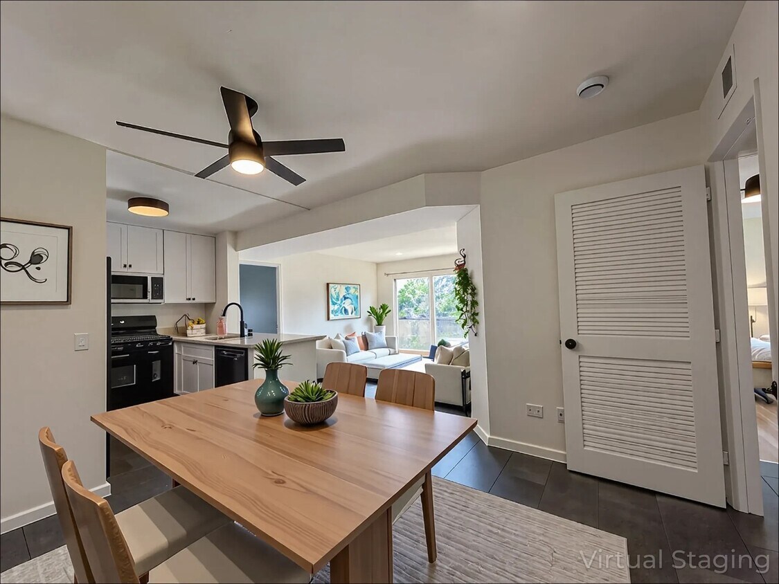 Foto principal - 4550 Laurel Canyon Blvd