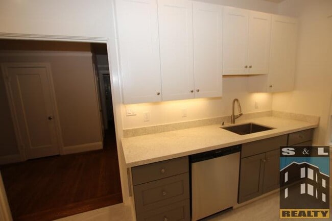 Building Photo - 1 bedroom in San Francisco CA 94117