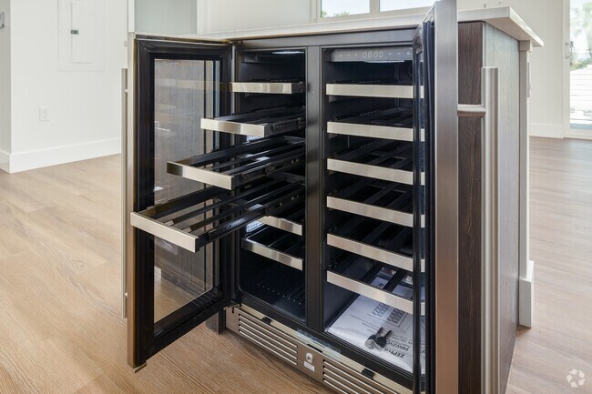 2 habitaciones, 2 baños - 846 pies cuadrados - Almacén de vinos - Tower Broadway