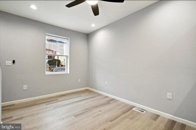 Foto del edificio - 2118 Bellevue St