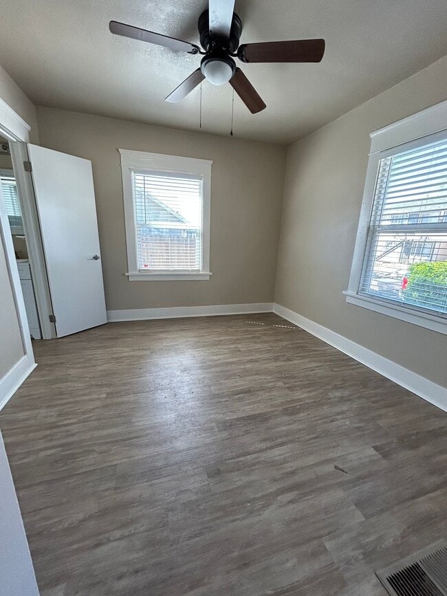 Foto del edificio - 2 Bed/1 Bath Home Near Downtown Lodi