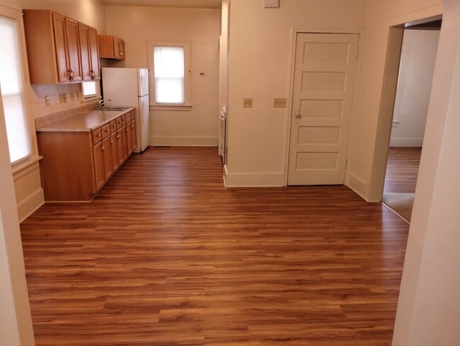 Kitchen 1 - 1140 E Dayton