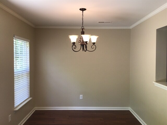 Foto del edificio - 5015 Springdale Drive