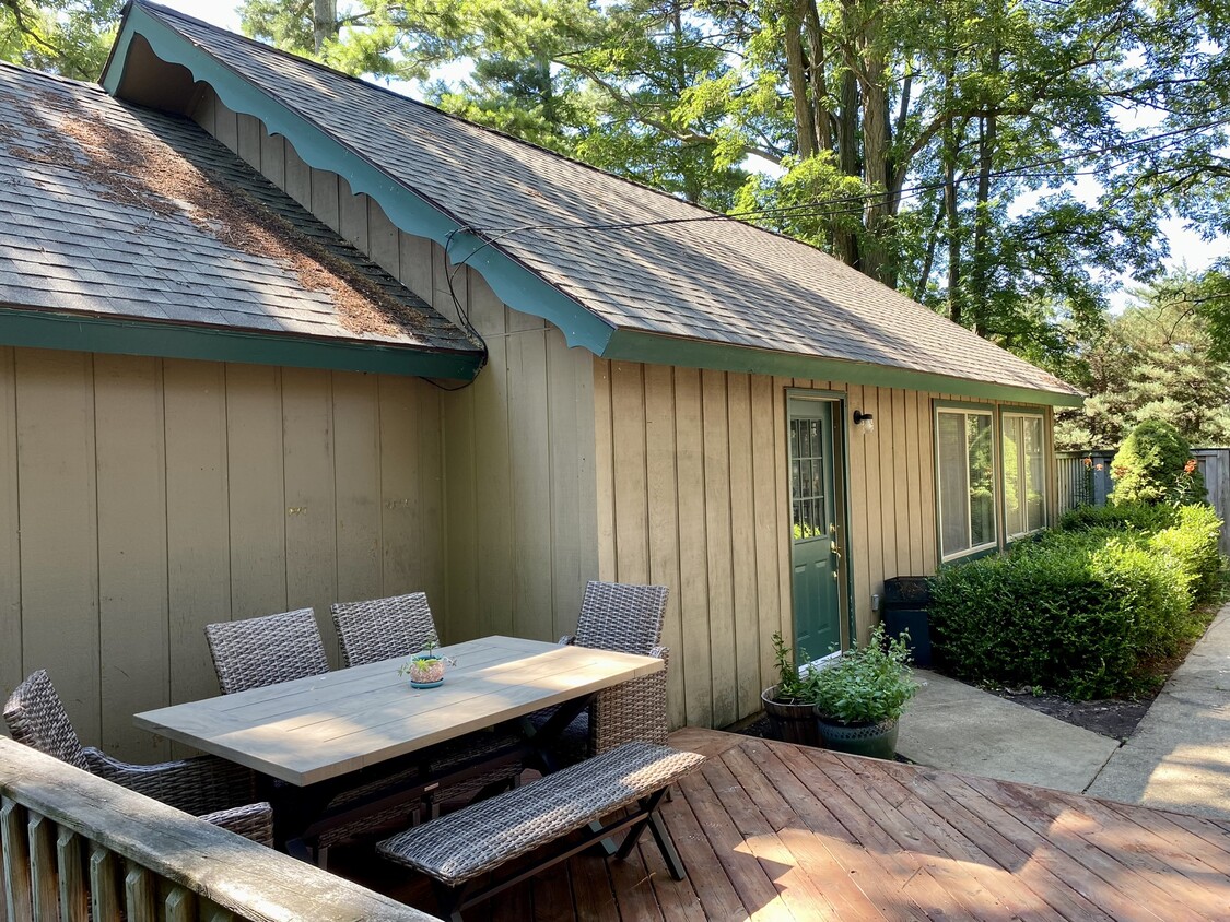 606 Ames St Unit 1, Elk Rapids, MI 49629 Apartments in Elk Rapids, MI